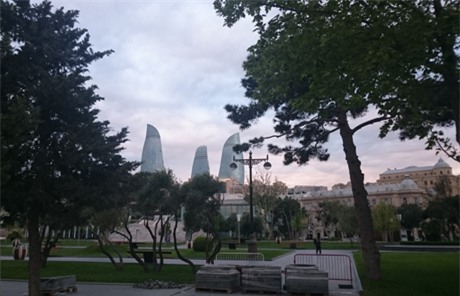 Baku - thủ đô tuyệt đẹp bên bờ Caspi