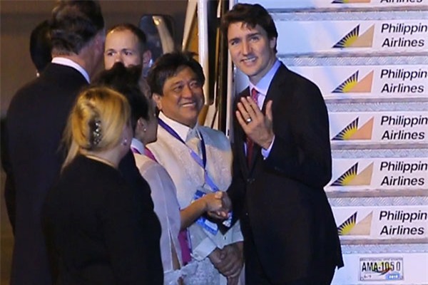 Justin Trudeau, thu tuong, Canada, sieu sao, dep trai, APEC, nong bong