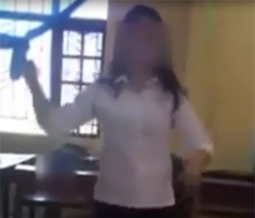 Nữ sinh mở nhạc sàn nhảy như trên bar trong lớp học - Ảnh 2.