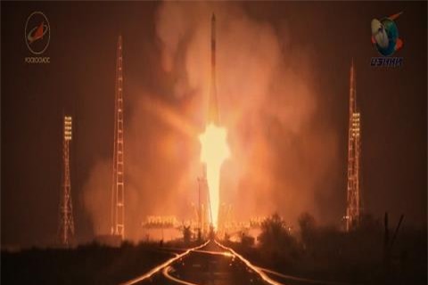  Tàu vũ trụ Nga nổ tung thành 20 mảnh sau khi cất cánh - Ảnh 2.