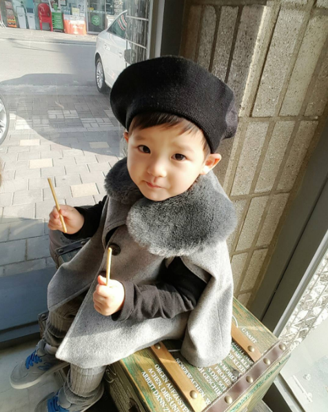 Cậu bé Hàn Quốc với loạt biểu cảm dễ thương vô cùng được mệnh danh thiên thần nhí - Ảnh 5.
