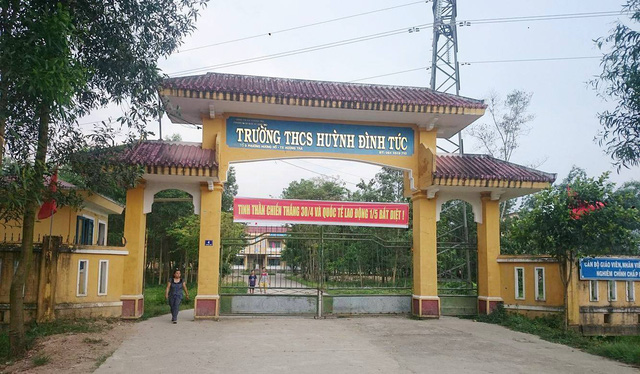 
Trường THCS Huỳnh Đình Túc, Thị xã Hương Trà, tỉnh Thừa Thiên Huế - nơi có 2 nữ sinh lớp 9 đánh học sinh cùng trường học lớp 7.

