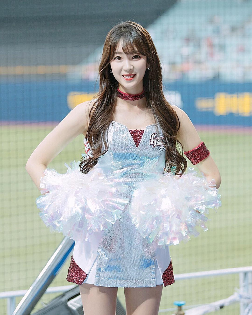 Co gai xinh dep duoc menh danh 'Seolhyun cua gioi cheerleader' hinh anh 3