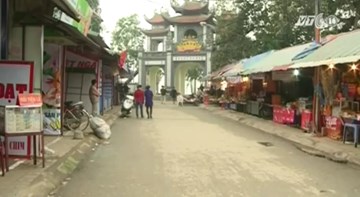 Cấm đổi tiền tại các di tích, công trình tính ngưỡng, lễ hội