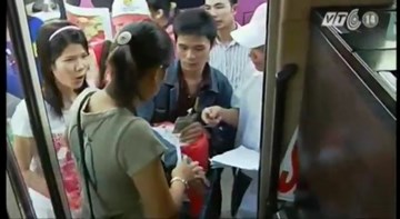 Bộ GTVT yêu cầu giảm giá vé xe Tết phù hợp với giá nhiên liệu