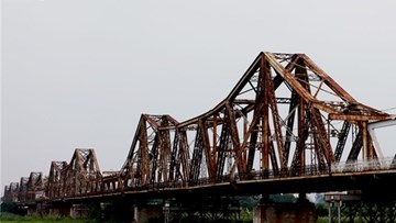 Thông tin về cầu Long Biên có nguy cơ sập cục bộ?