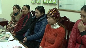 Phá đường dây lô đề toàn nữ