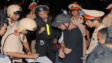 Tăng cường trấn áp tội phạm trước Tết nguyên đán Ất mùi