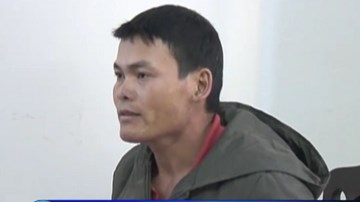 Đến cơ quan công an đầu thú sau khi giết vợ