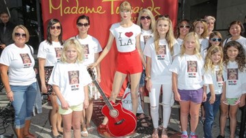 Taylor Swift được đúc tượng sáp ở London