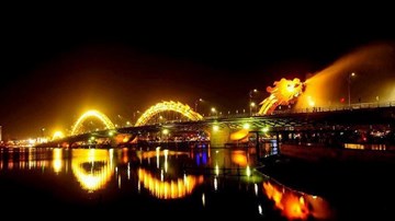 Cầu Rồng ngừng phun nước, phun lửa dịp Tết để tưởng nhớ ông Nguyễn Bá Thanh