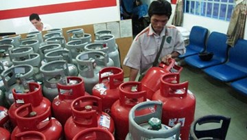 Gas tăng giá thêm 5.000 đồng/bình 12 kg