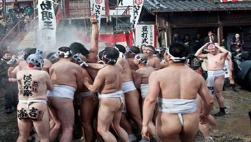 Tận mắt chứng kiến lễ hội 'khỏa thân' lớn nhất Nhật Bản