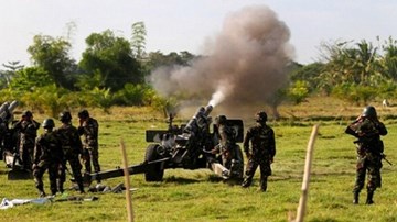 Philippines tấn công quy mô phiến quân Hồi giáo cực đoan