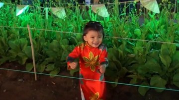 Xem Bé Susu hào hứng trổ tài 