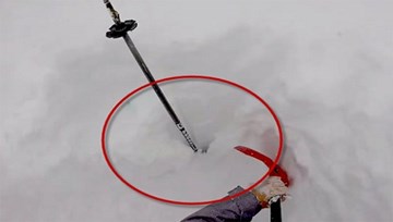 Đùa với tử thần: Đi trượt tuyết bị chôn sống