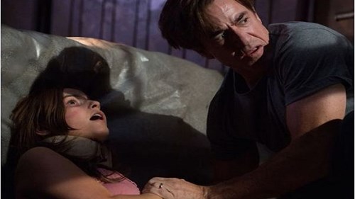 Rùng mình với buổi gọi hồn trong 'Insidious: Chapter 3'