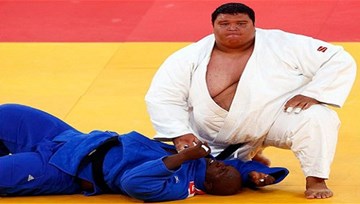 Thi đấu thất bại, không dám về nước vì sợ chết