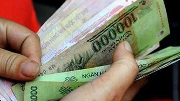 Người lao động làm việc ngày nghỉ được trả 300% lương thực trả