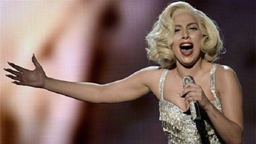 Lady Gaga được trao giải “Thần tượng đương đại”