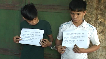 Nghiện lô đề, 2 học sinh THPT chặn đường cướp của