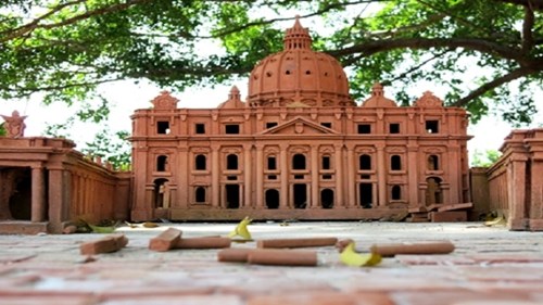 Độc đáo công viên đất nung đầu tiên tại Việt Nam