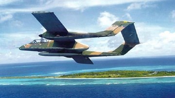 Trung Quốc “đuổi” máy bay quân sự Philippines trên biển Đông