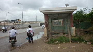 Quốc lộ 5 kéo dài: Hầm chui xây xong…để đó