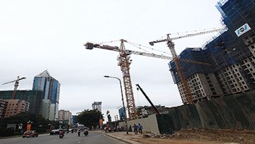 Hà Nội: Rùng mình với “tử thần trên cao”