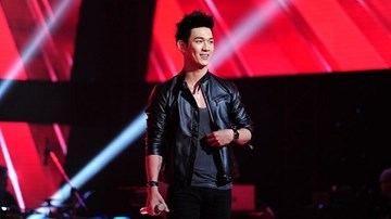 Giọng hát Việt: Song Luân hát 'Đêm định mệnh' giống y hệt Tuấn Hưng