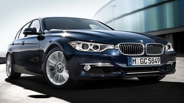 1 phút tái hiện gần nửa thế kỷ của BMW 3 Series