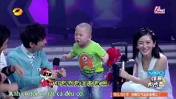 Em bé hát nhạc phim Thủy Hử khiến dân mạng phát cuồng