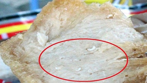 Phát hiện giòi trong thực phẩm chay đóng gói