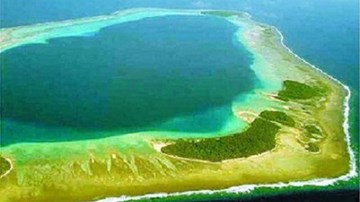 Philippines chiếu phim lên án Trung Quốc chiếm bãi cạn