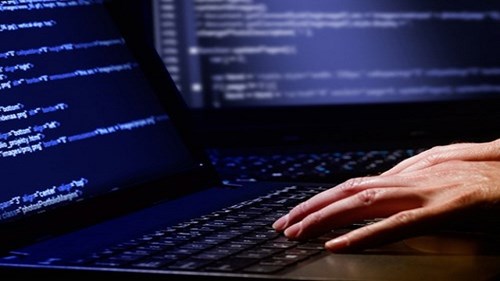 Hàng loạt trang web chính phủ Canada bị tấn công