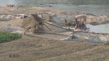 Sông Chảy sạt lở nghiêm trọng do khai thác cát