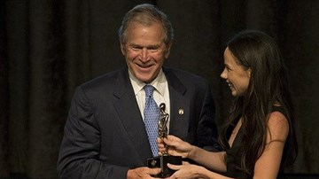 Cựu tổng thống Mỹ George W. Bush là 