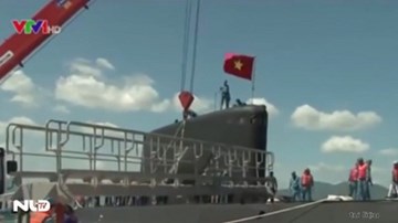 Tàu ngầm kilo 185 – Đà Nẵng đã tới Singapore