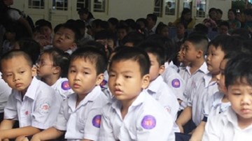 TP HCM 'đau đầu' vì học sinh tăng đột biến