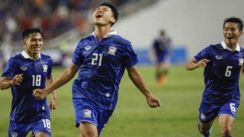 Xem Thái Lan xuất sắc buộc Iraq chia điểm