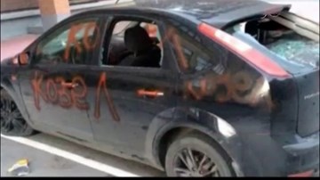 Vợ phá hủy chiếc ô tô của chồng vì bị phản bội