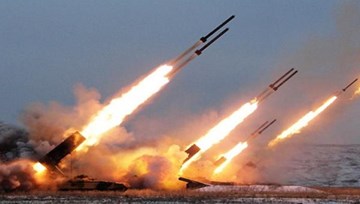 Hỏa lực đáng sợ của “bễ thổi lửa” TOS-1A Pinocchio Nga