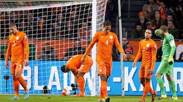 Van Persie phản lưới nhà, Hà Lan vỡ mộng EURO 2016