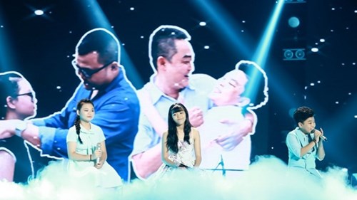 Giọng hát Việt nhí - bán kết: Team Dương Khắc Linh hát ‘Con mãi khắc ghi’