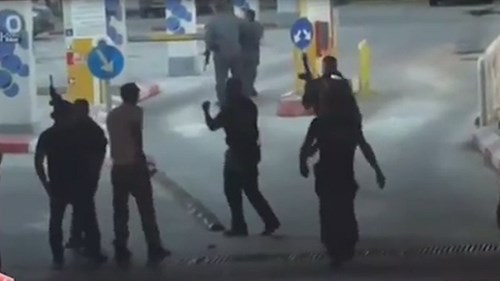 Xả súng kinh hoàng gây thương vong lớn tại Israel