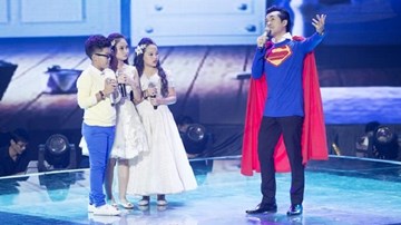 Giọng hát Việt nhí - chung kết: Dương Khắc Linh và Tiến Quang biểu diễn nhạc kịch