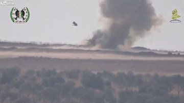 Xe tăng T-72 của Nga bị phe nổi dậy Syria hủy diệt