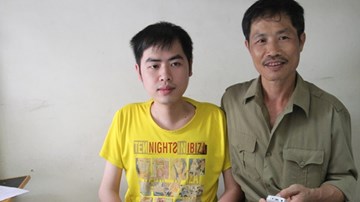 Câu chuyện xúc động về chàng sinh viên khuyết tật Lê Xuân Bách (phần 2)