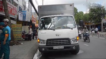 Truy đuổi tài xế gây tai nạn rồi bỏ chạy