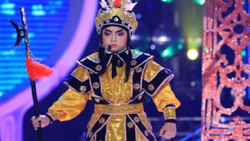 GMTQ nhí 2015 - tập 6: Con nuôi Hoài Linh hát cải lương khiến khán giả kinh ngạc